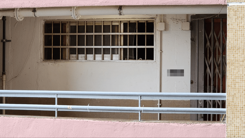死者與女兒居於牛頭角樂華北邨一單位。 死者與女兒居於牛頭角樂華北邨一單位。