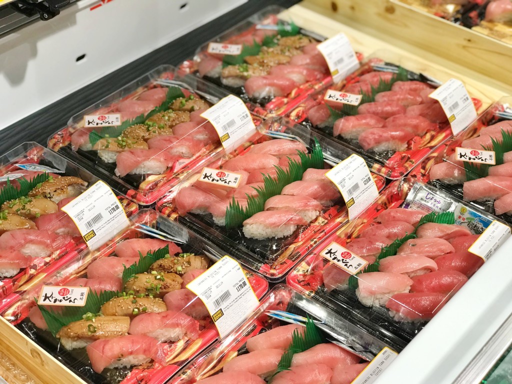「鱼・寿司」供应DONKI预煮烤鱼及日本米寿司。（示意图；图片来源：DON DON DONKI）
