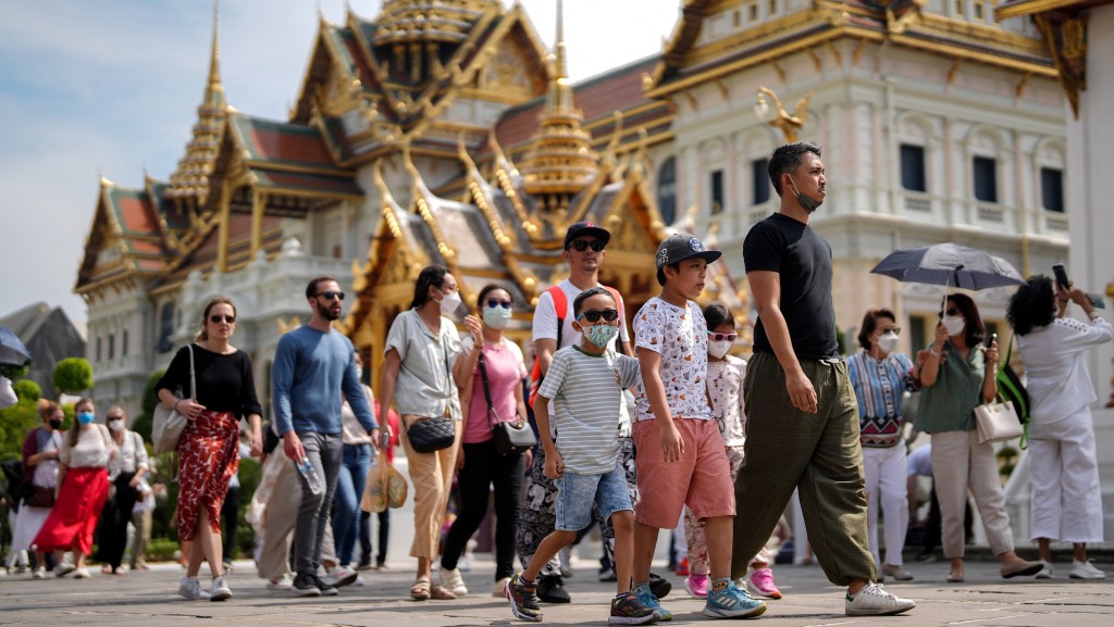 曼谷大皇宫是最受游客欢迎的景点之一。 路透社