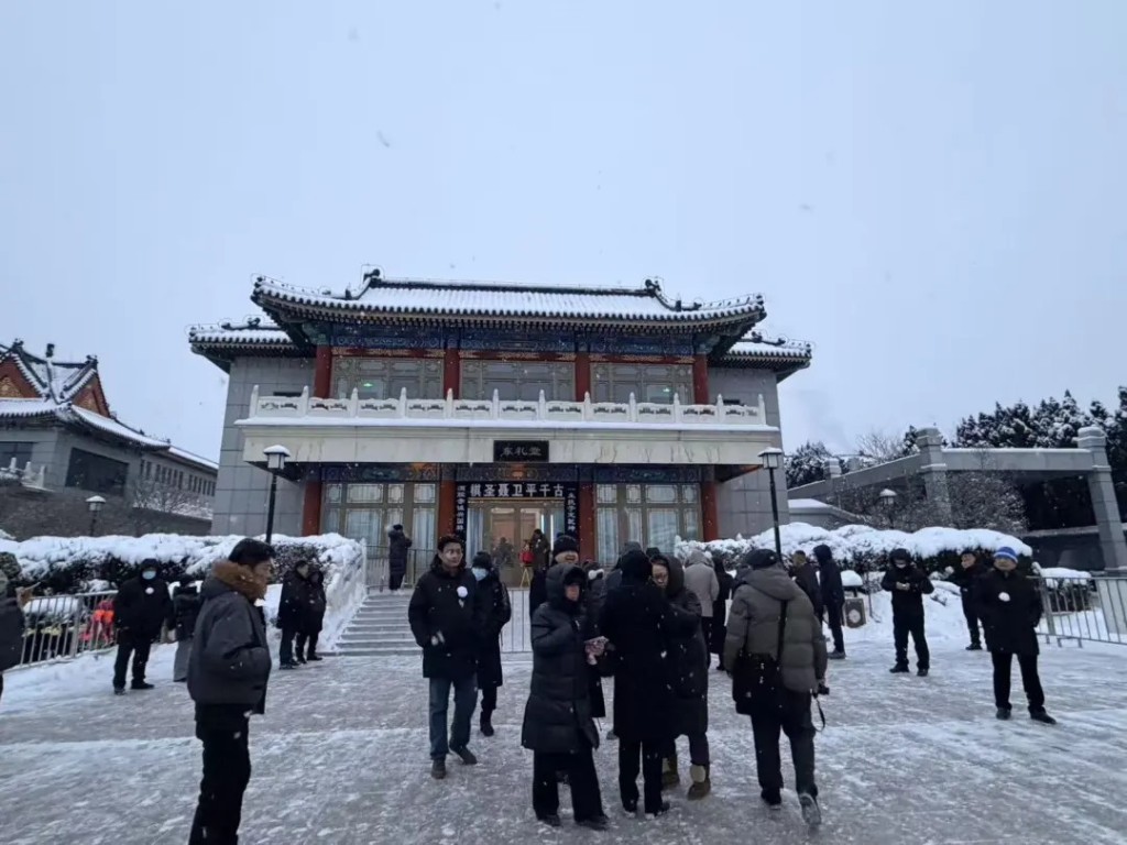 「棋聖」聶衛平的遺體告別儀式今早在北京舉行。中新社