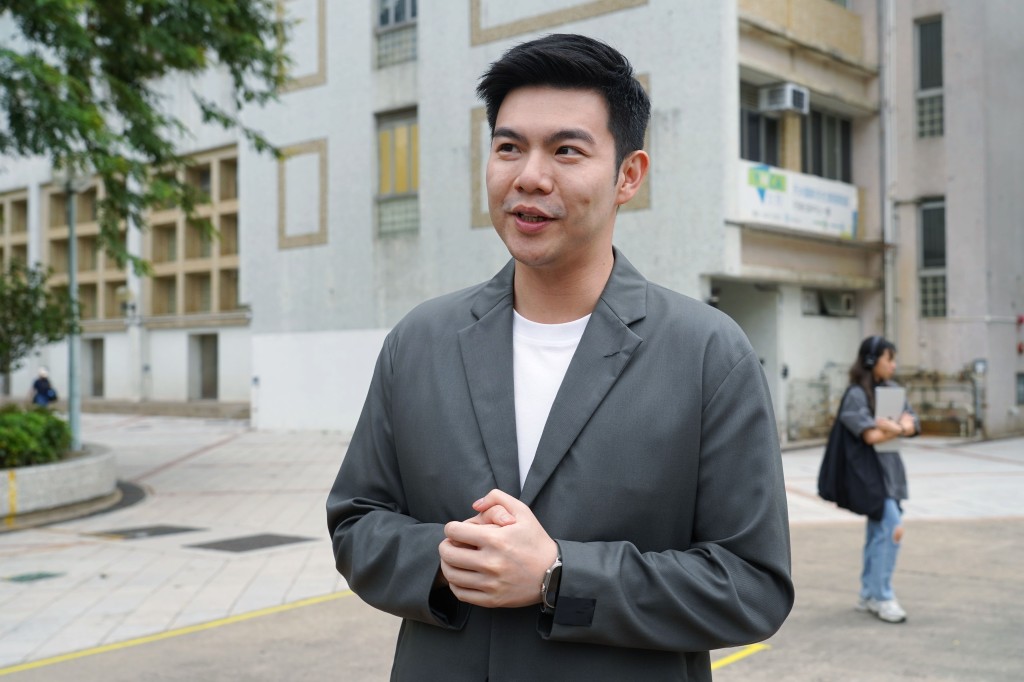 譚鎮國商界出身,兩年前成為北區區議員。 譚鎮國商界出身,兩年前成為北區區議員。