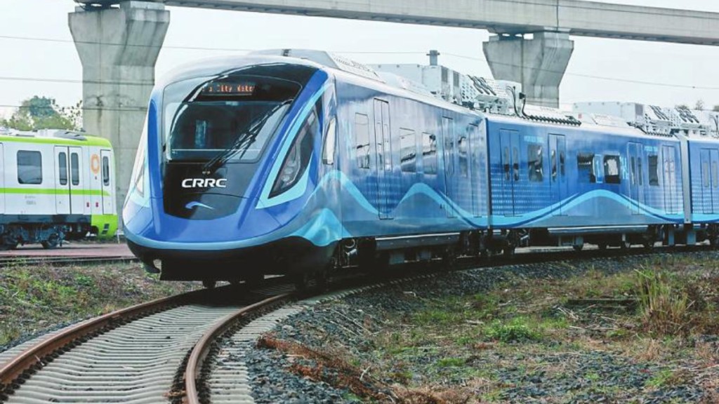 全球首列氢能列车满载试验成功，最高时速160公里。中车长客