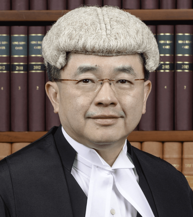 高等法院法官陳嘉信近日在「南太股份案」中再次因涉嫌「司法抄襲」原告方陳詞，導致上訴庭裁定被告上訴得直重審，是他任內第5次。