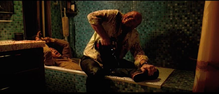 衰老竇反擊，搞到麥威成身血，唔好死。