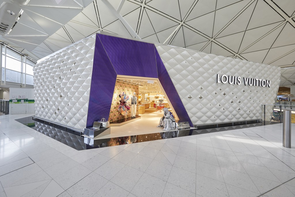机场名店｜Louis Vuitton Hermes Chanel香港机场专店新貌强势再现 华丽装潢再起动