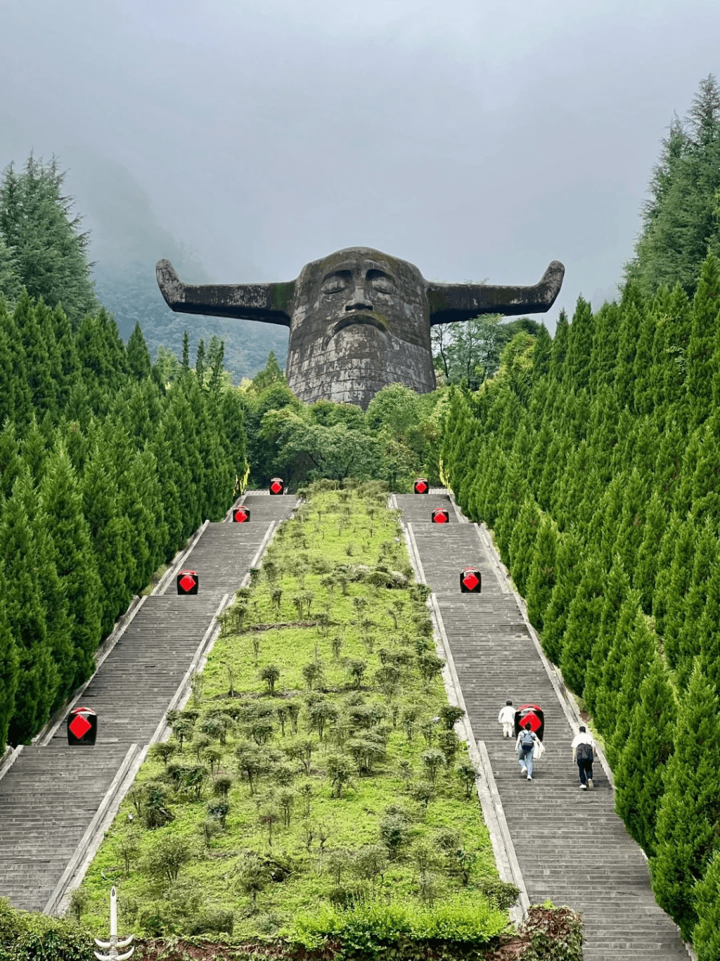 湖北神農架地標神農壇原貌。