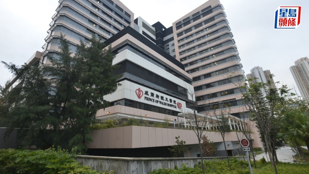 上水貨倉男工墮兩米高台 昏迷送院。資料圖片