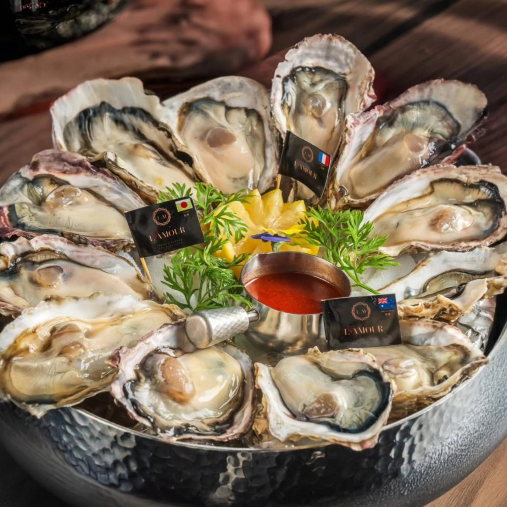 4人進食沙律及生蠔後出現病徵。非涉事生蠔。L'amour fb