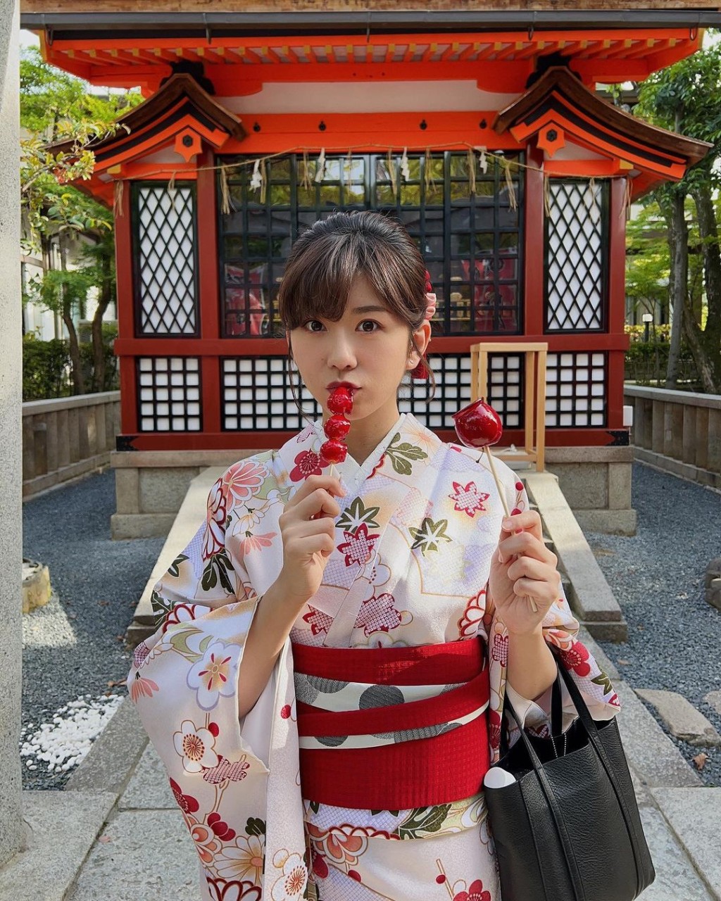 日本和服Look當然最適合。