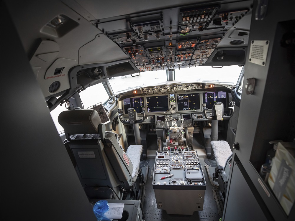 那班客机编号「658」，原定由卡尔加里飞往多伦多。AP