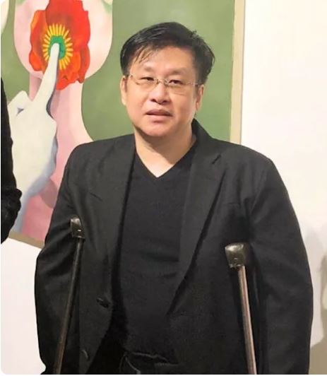 鄭智化繼續批評內地機場刁難殘疾人，引起網民反彈。微博