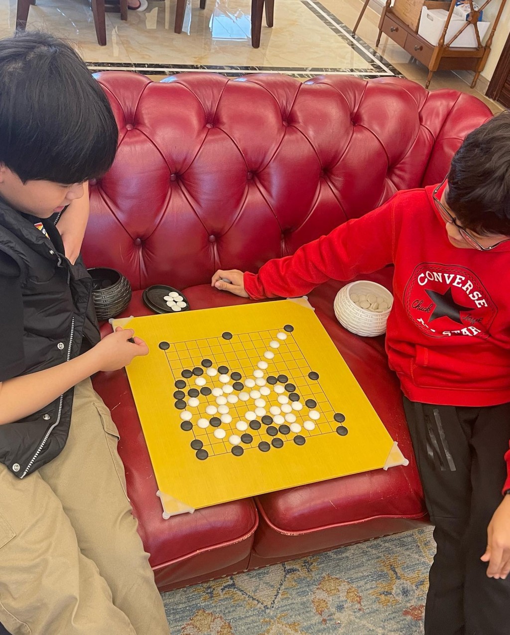劉宸熙有很多興趣，愛玩圍棋。