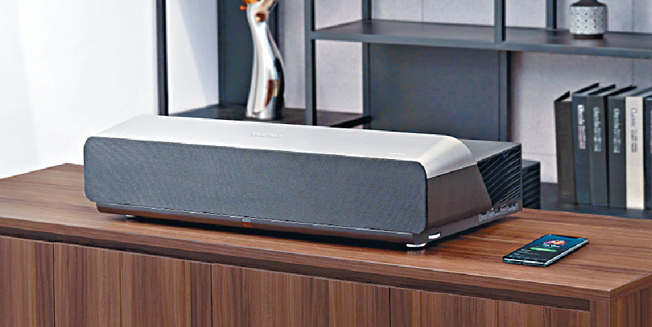 ■超短焦投影机X1000-4K可充当蓝牙Soundbar独立使用。
