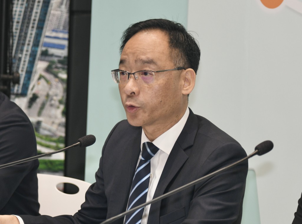 運輸署助理署長潘瑞信。 運輸署助理署長潘瑞信。