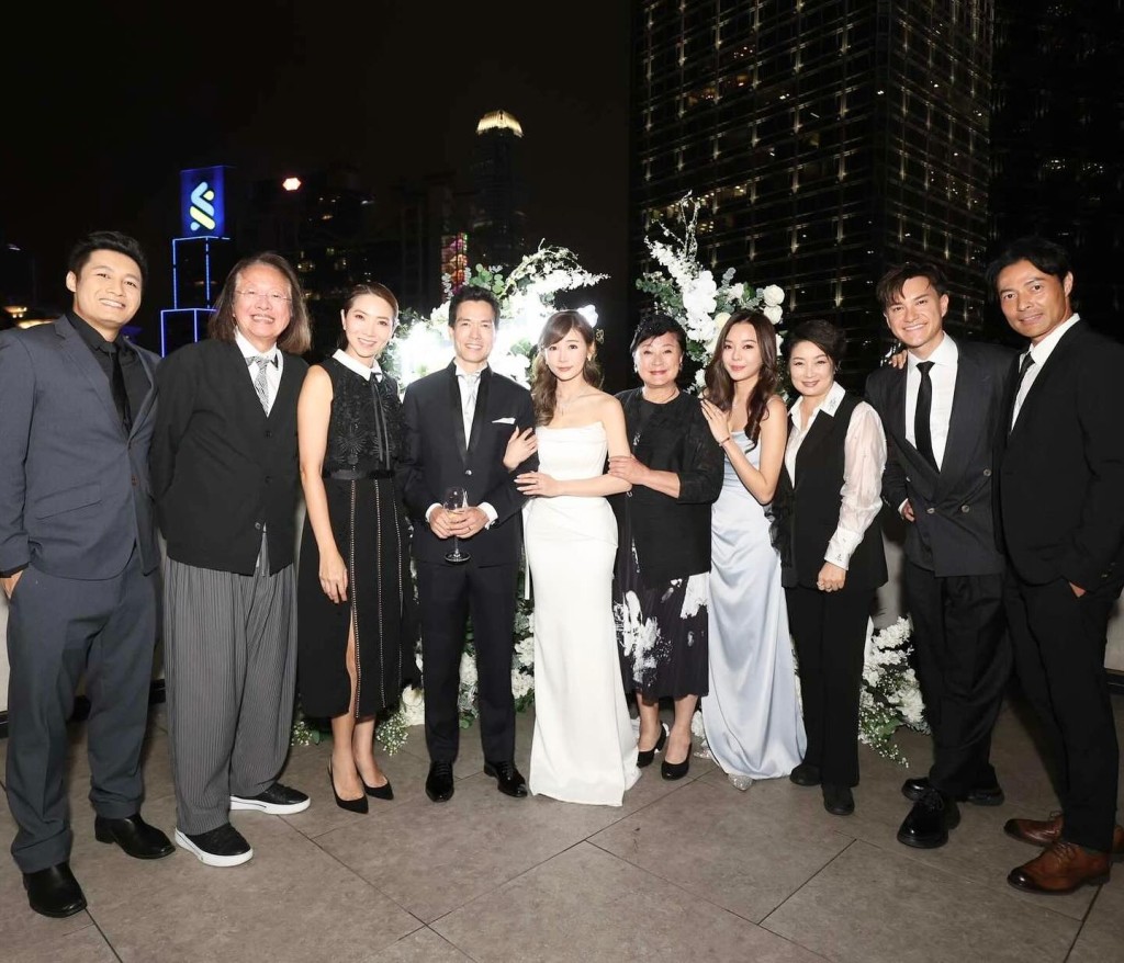 車婉婉亦有到賀。 車婉婉亦有到賀。