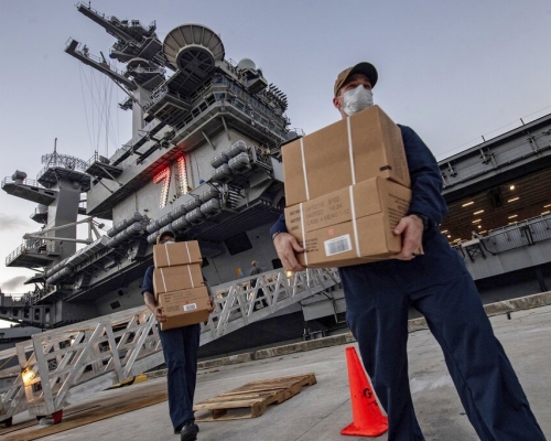 遭新冠肺炎衝擊的航空母艦「羅斯福號」。AP資料圖片