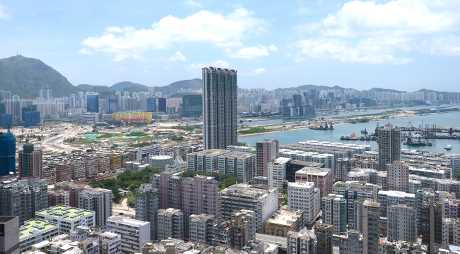 在聯繫匯率制度下，香港一般會跟隨美聯儲加息步伐上調基本利率，以對沖港元貶值資金外流。
