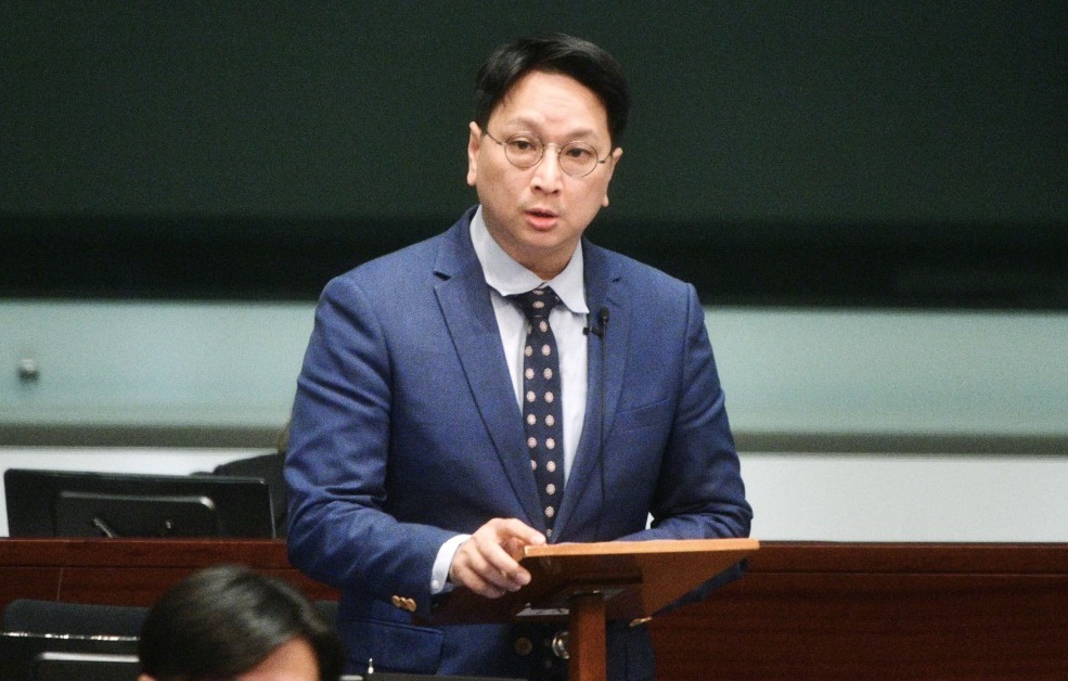 鄧家彪。 鄧家彪。