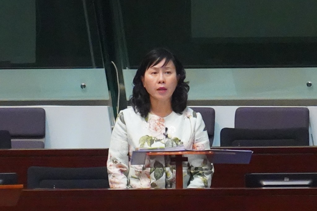 陳美寶稱正探討各種可行措施，優化西貢東郊野公園管理及萬宜水庫東壩交通安排。葉偉豪攝