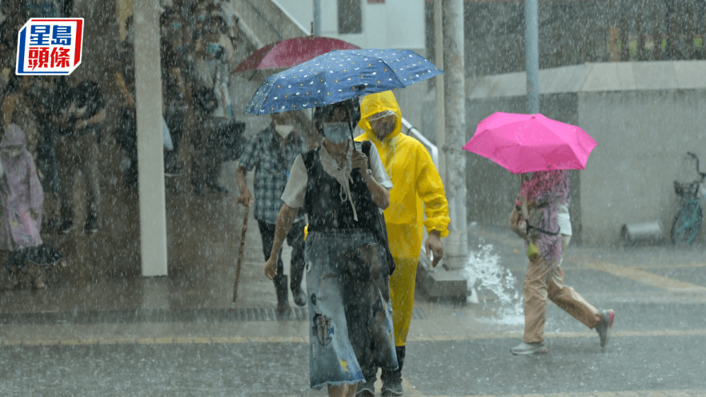 黃色暴雨警告信號現正生效。資料圖片
