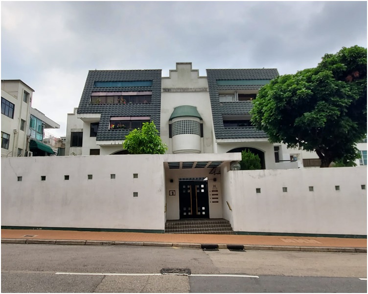 現場是九龍塘禧福道16號的屋苑。林思明攝