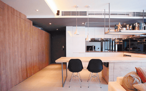廚房採開放式設計，空間感更高。
