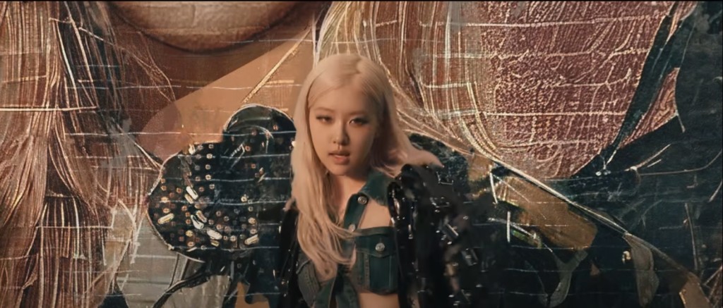 事關此歌也是Rosé先唱,以往BLACKPINK歌曲多數由Jennie打頭陣。 事關此歌也是Rosé先唱,以往BLACKPINK歌曲多數由Jennie打頭陣。