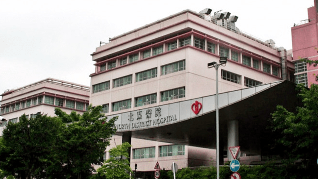 救護員到場將事主送往北區醫院治理。資料圖片