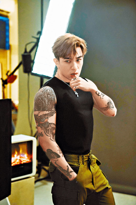 Tyson Yoshi大騷健碩身材，引粉絲尖叫。