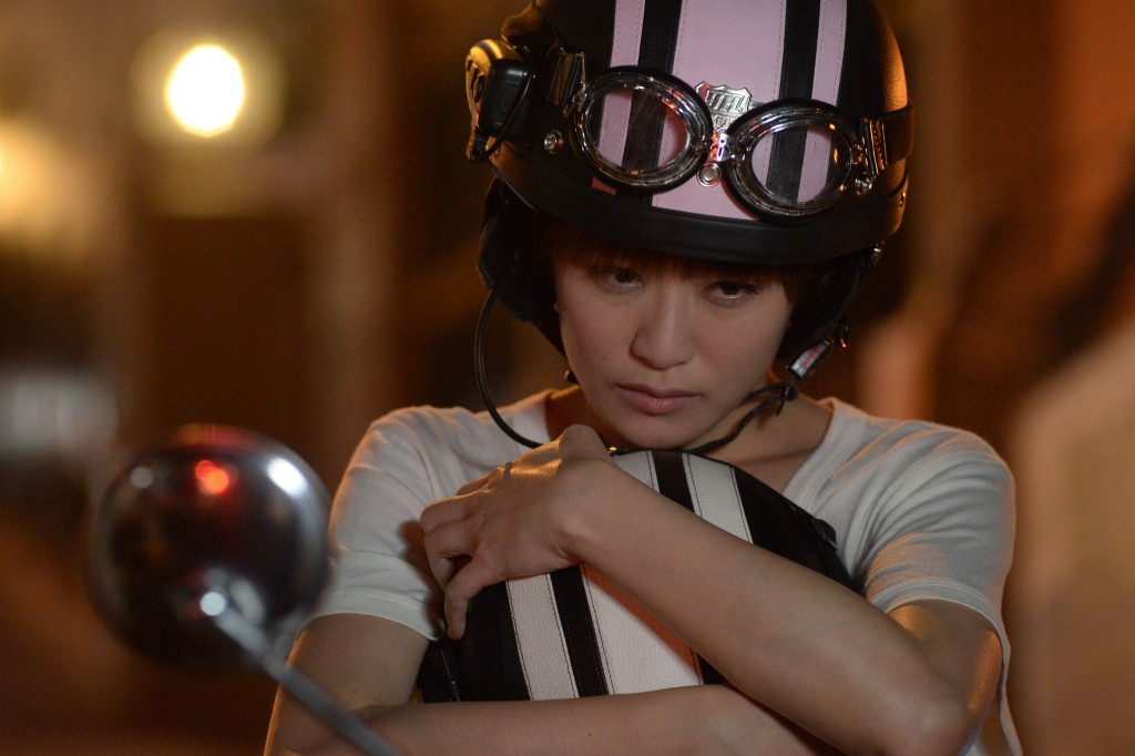 梁嘉琪曾演出TVB劇《愛我請留言》。
