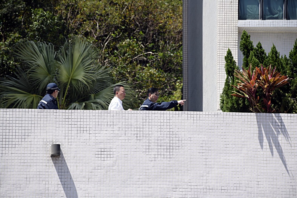 警員在平台原因。楊偉亨攝