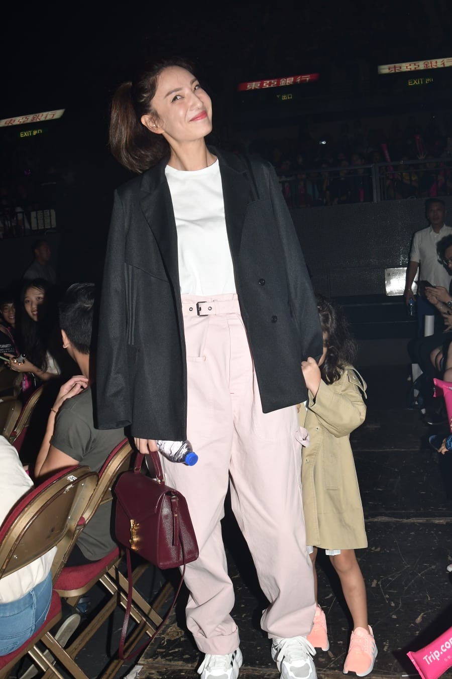 關智斌處男騷獲一眾好友支持