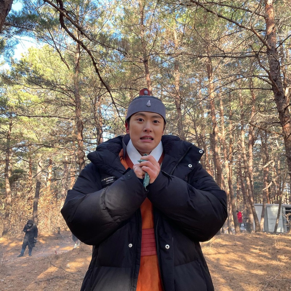 孔明在拍攝《紅天機》期間就收到入伍通知書。