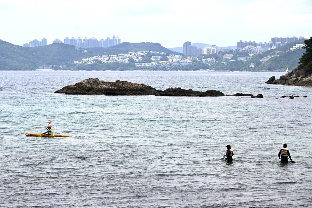 5月天氣回暖，漁護署預計參與浮潛、獨木舟等親海活動的遊客或會增加。