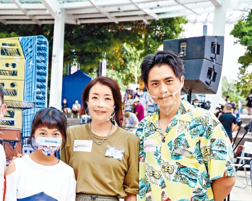 Celine妹妹(左)長大不少,與張新悅同以歌聲推廣有機生活。