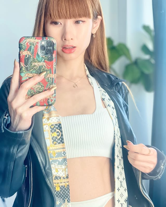 Pei Chung在社媒上发布的照片。 IG