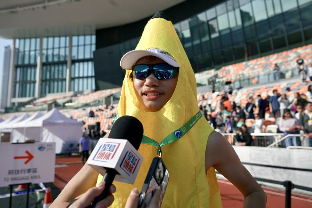 身穿「香蕉造型」服裝參賽的14歲Colin。