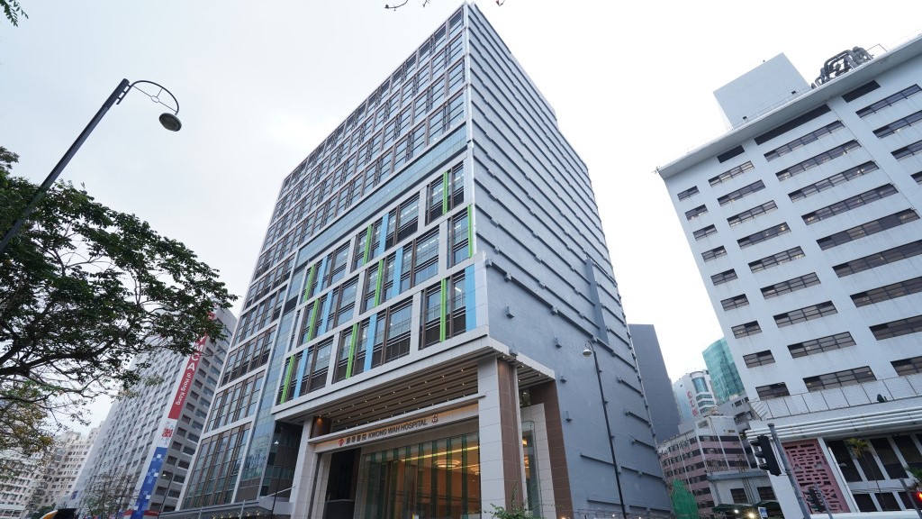 廣華醫院重建後的第一期新大樓樓高17層，共設2層地庫，總樓面面積增加至約14萬5千平方米。葉偉豪攝