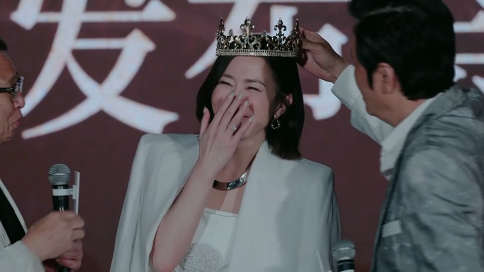 佘诗曼仍然是大家心目中的女王！