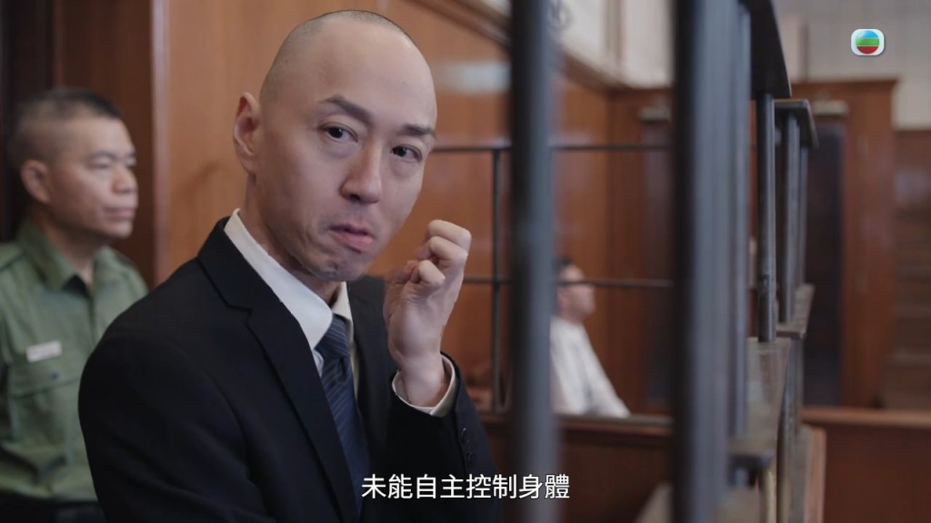 戴耀明身形暴瘦了不少。 戴耀明身形暴瘦了不少。