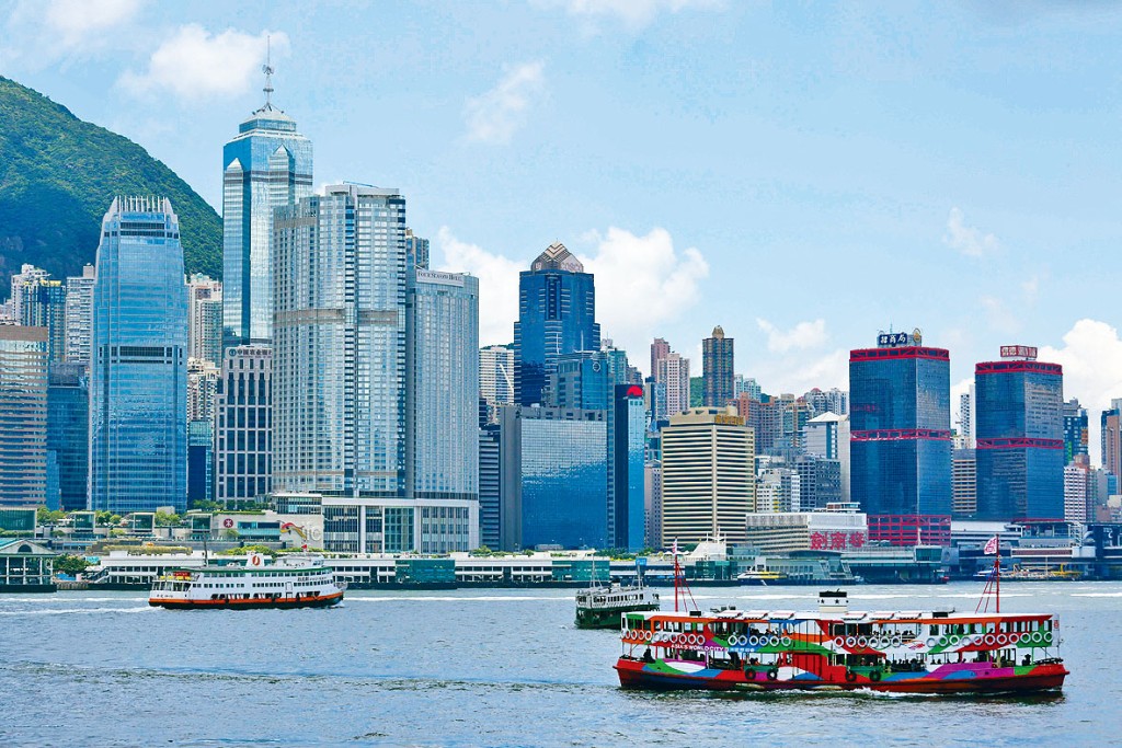 雷鼎鳴指香港仍有本錢，及有不少優勢。資料圖片 