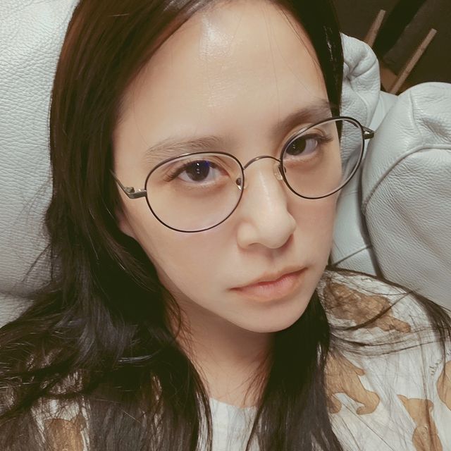 黃小柔並未解釋自己的受傷原因。 黃小柔並未解釋自己的受傷原因。