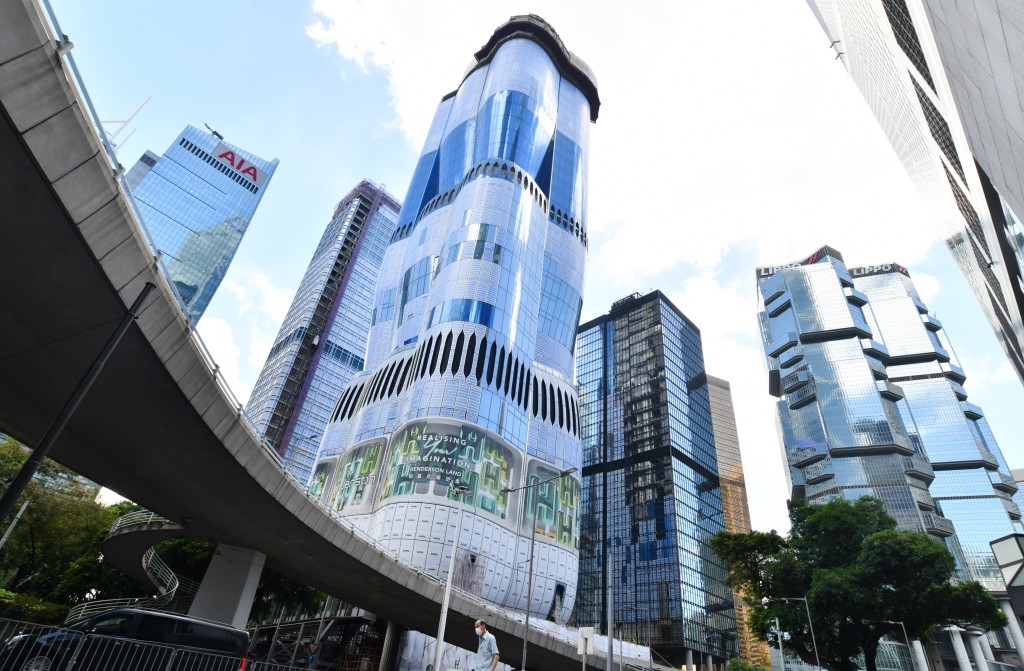政府宣布發行約270億綠債及基礎建設債券。資料圖片 政府宣布發行約270億綠債及基礎建設債券。資料圖片