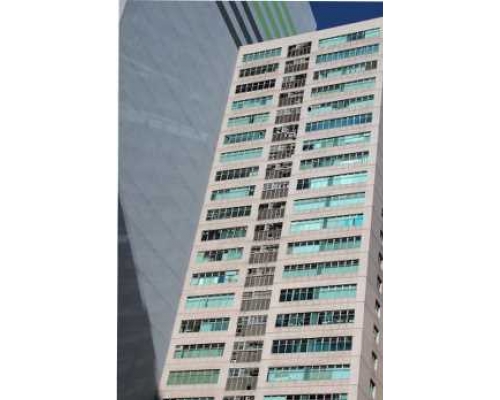 羅珠雄1359萬沽安泰國際兩伙.