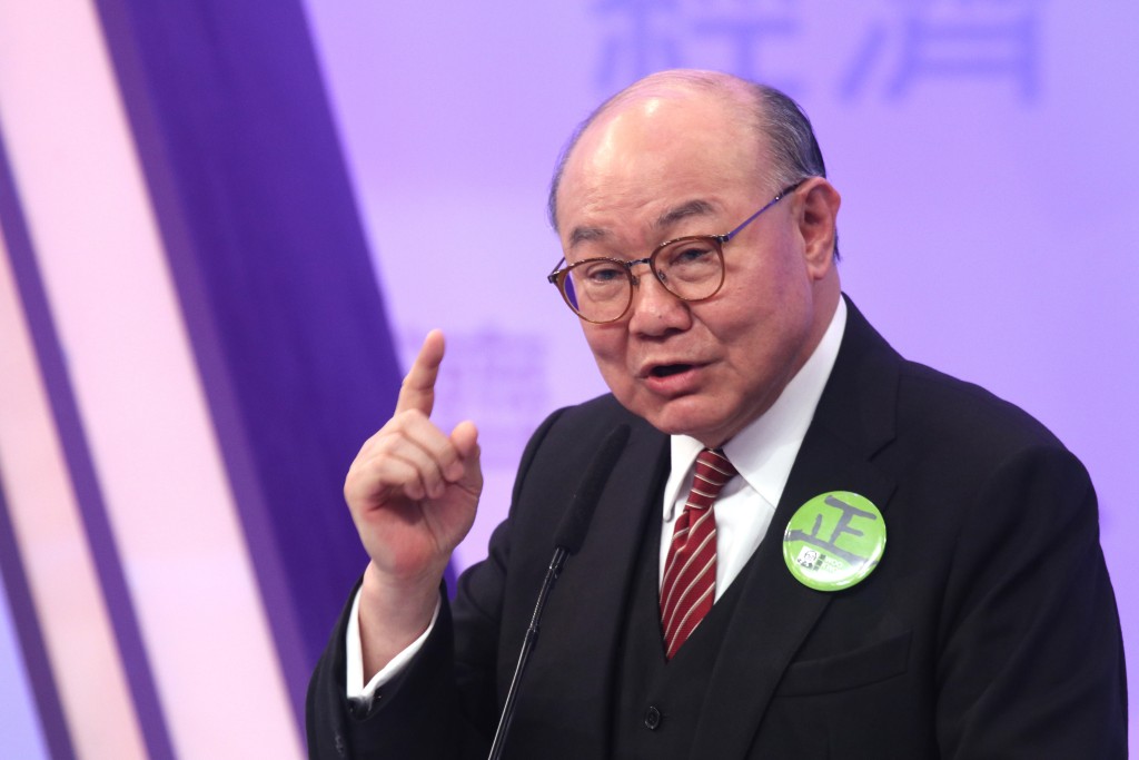 退休上訴庭法官胡國興