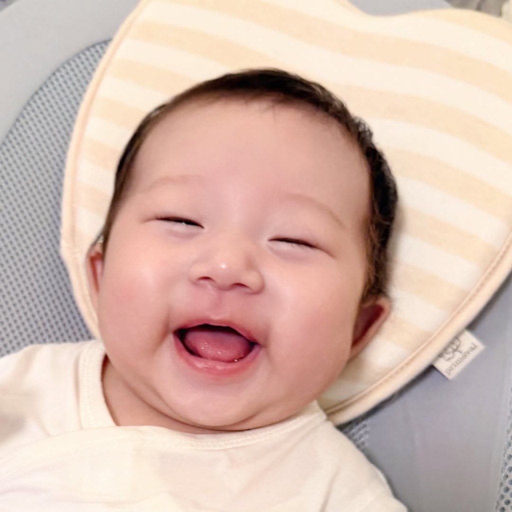 容天佑B女「澄澄」,精靈萌樣俘虜大批網民。 容天佑B女「澄澄」,精靈萌樣俘虜大批網民。