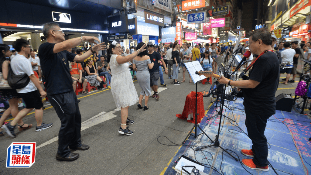 街頭表演︱旺角busking盛況九龍城「復活」？區議員憂擾民冀引發牌制