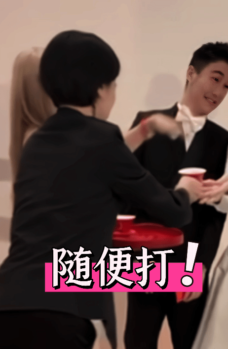 何超盈和何猷君感情極佳。