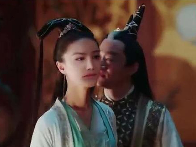 有网民笑称：一眼就看出破绽。(网图)