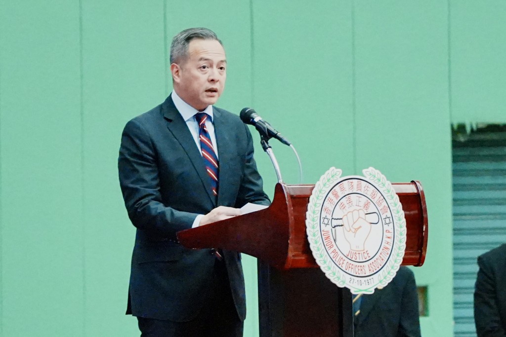 警務處處長周一鳴致辭。